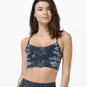 Lululemon sport bra size 8